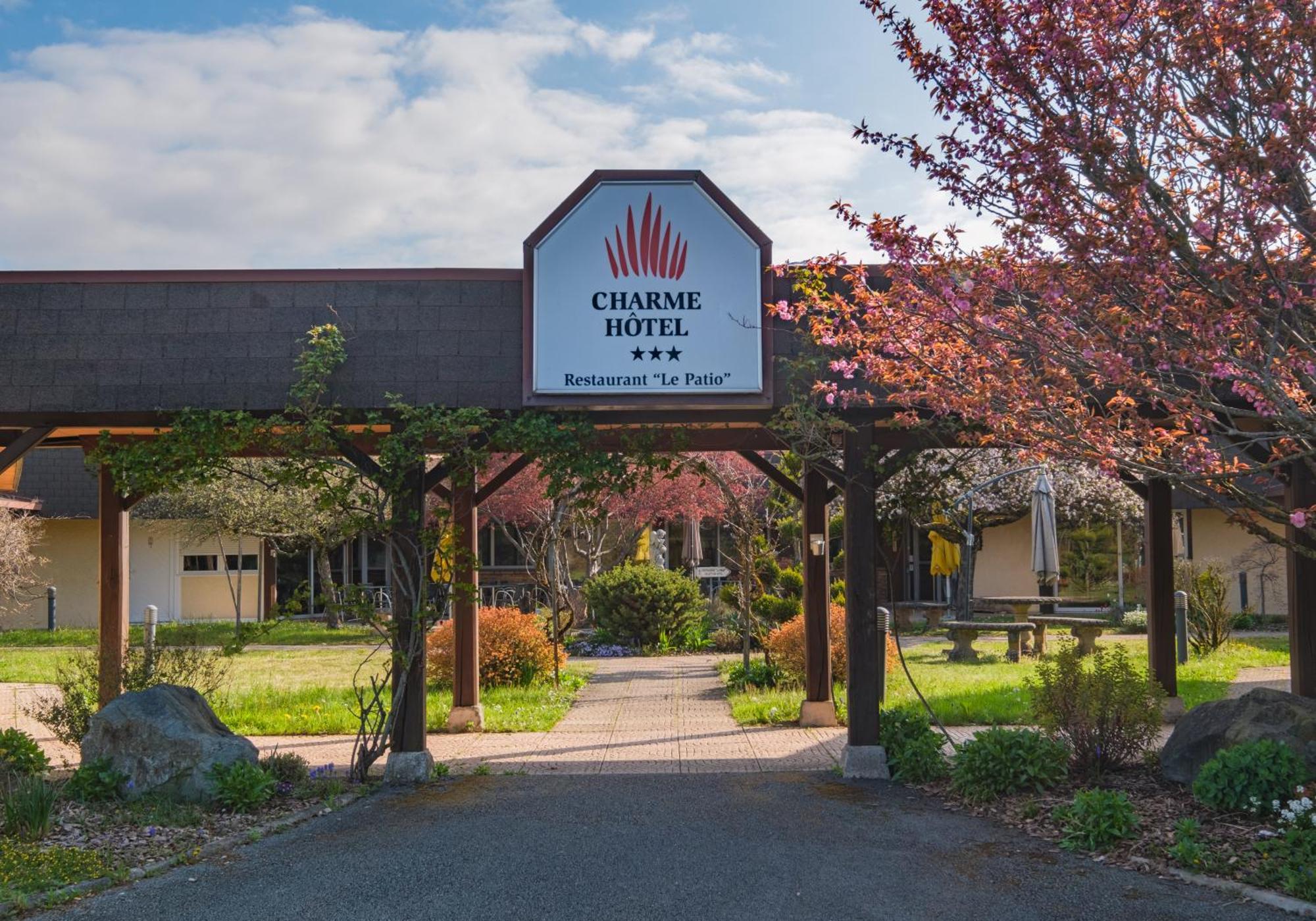 Charme Hotel, Montbeliard Sud Exterior photo
