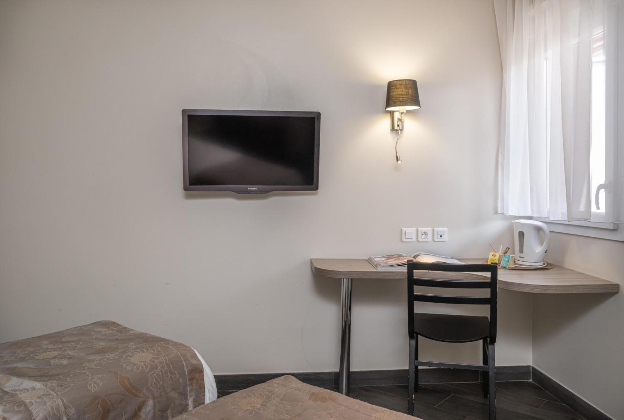 Charme Hotel, Montbeliard Sud Exterior photo