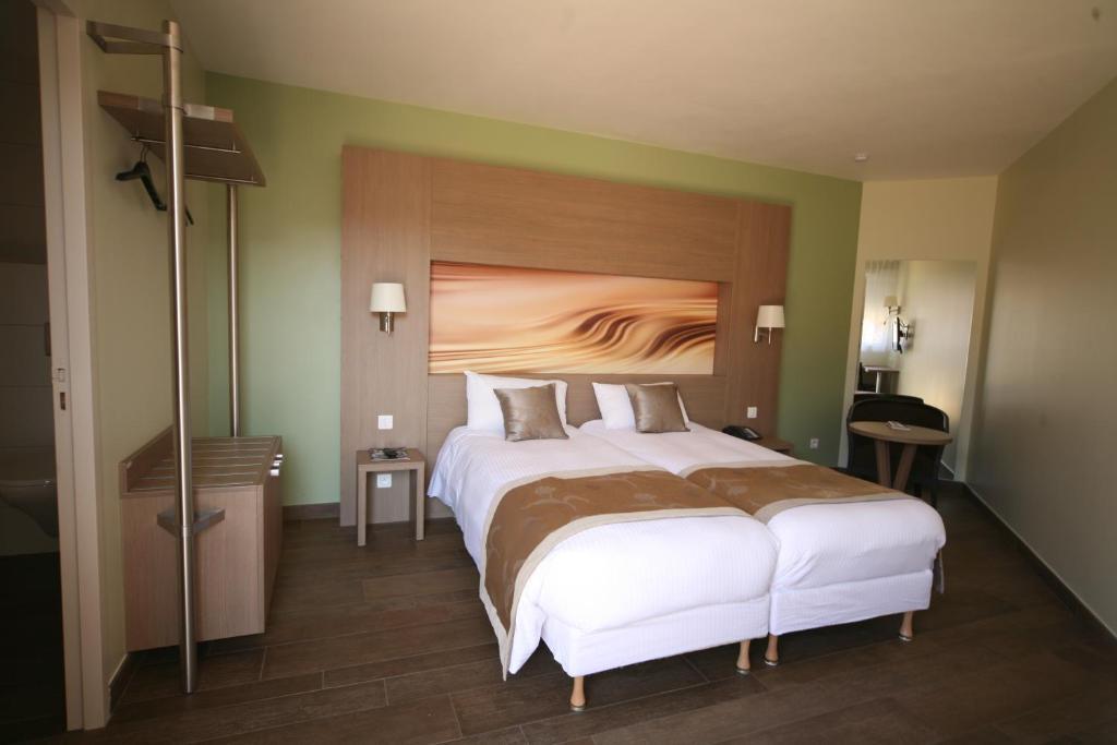 Charme Hotel, Montbeliard Sud Exterior photo
